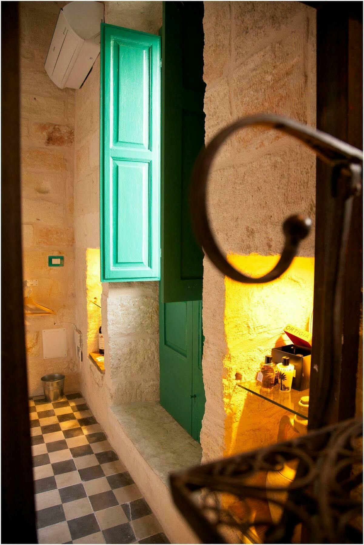Lazzarella B&B Полиняно а Маре Екстериор снимка